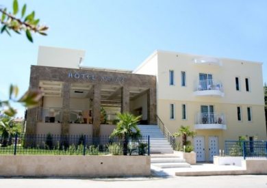 Grcka hoteli letovanje, Halkidiki, Hanioti,Naias,spolja